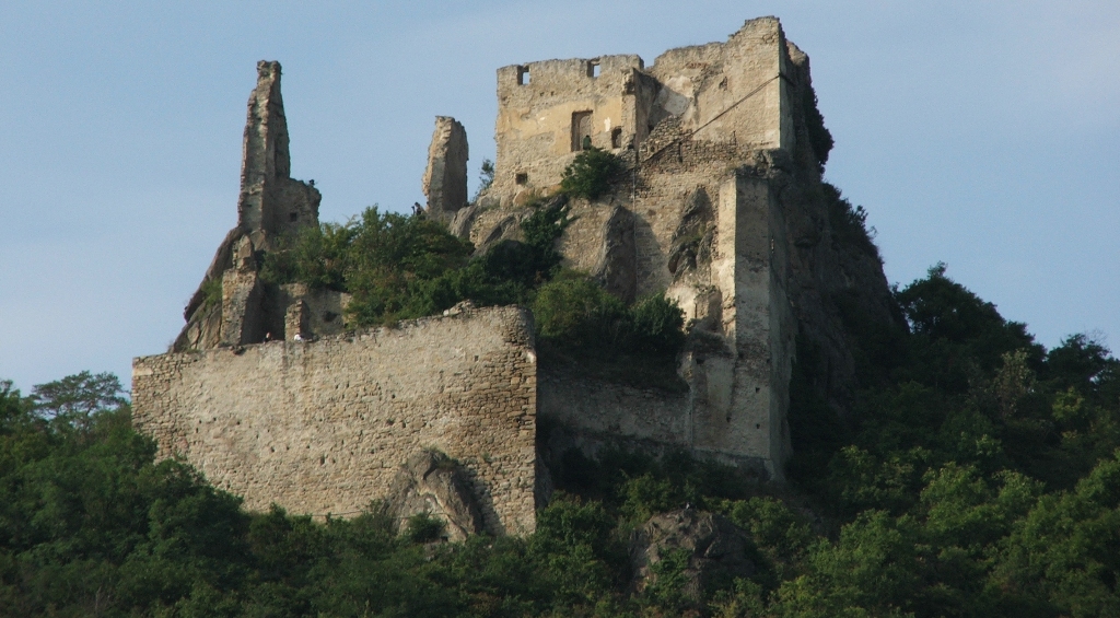 les ruines de Dürnstein. Source : Wikimedia Commons. Auteur : Xell. Licence :Creative Commons 2.0 Austria